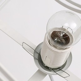 Moderne, eigentijdse metalen hanglamp