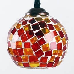 Moderne, eigentijdse metalen hanglamp met schilderij