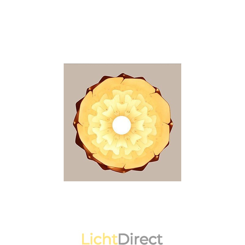 Moderne, eigentijdse, traditionele, klassieke lantaarn, metalen hanglamp