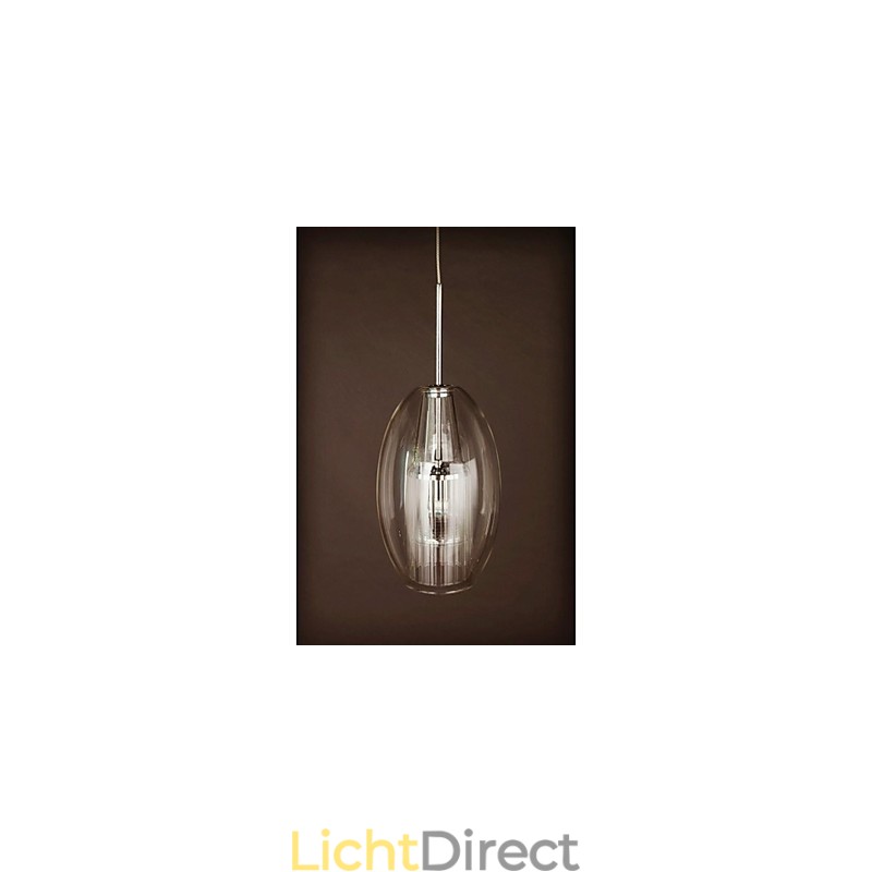 Moderne, eigentijdse, traditionele, klassieke, metalen hanglamp van chroom