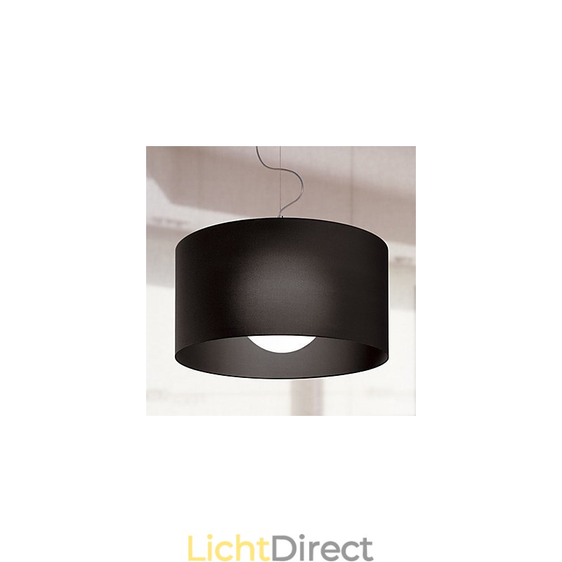Hanglamp van ijzer met zwarte kap