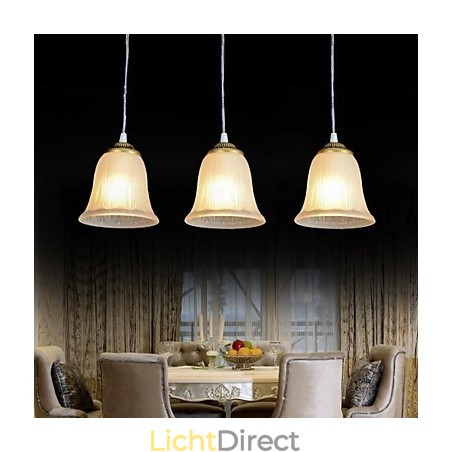 Bronzen hanglamp met drie lampen, patroon, glazen kap, Europees, retro, klassiek Bronzen hanglamp met drie lampen, patroon, glazen kap, Europees, retro, klassiek