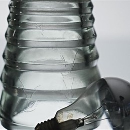 Moderne, eigentijdse glazen hanglamp