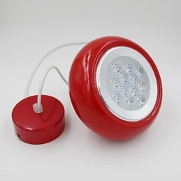 Hanglamp in de vorm van een druppellamp in de vorm van een ui