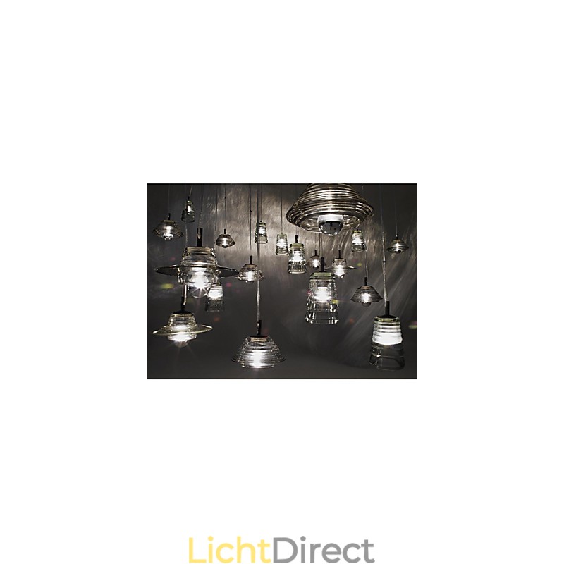 Moderne, eigentijdse glazen hanglamp
