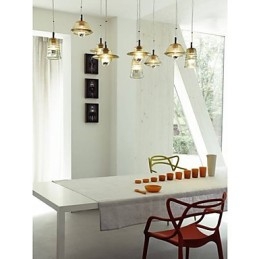 Moderne, eigentijdse glazen hanglamp