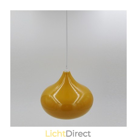 Hanglamp in de vorm van een druppellamp in de vorm van een ui Hanglamp in de vorm van een druppellamp in de vorm van een ui
