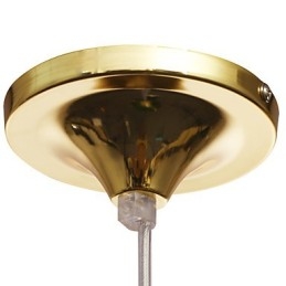 Moderne, eigentijdse metalen hanglamp in komvorm in mini-stijl
