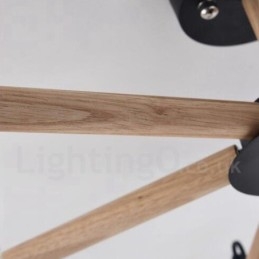 Moderne eigentijdse 3-lichts kroonluchter van hout met een trommelvormige stoffen kap en