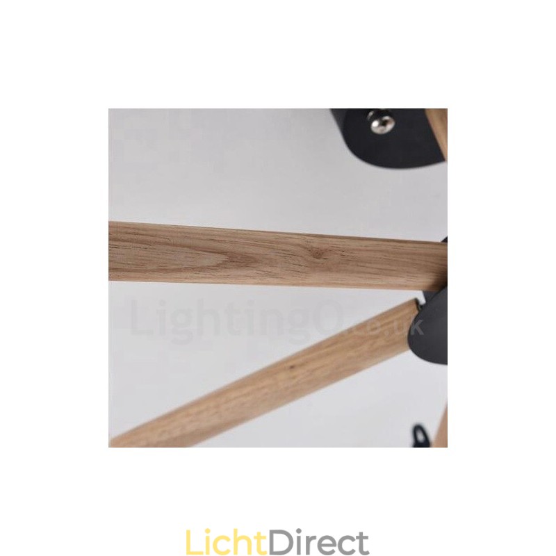 Moderne eigentijdse 3-lichts kroonluchter van hout met een trommelvormige stoffen kap en