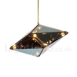 Moderne, eigentijdse hanglamp met glazen kap
