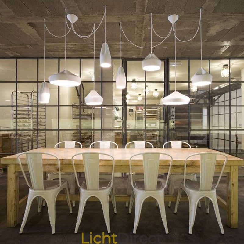 Moderne, eigentijdse, veelkleurige hanglamp