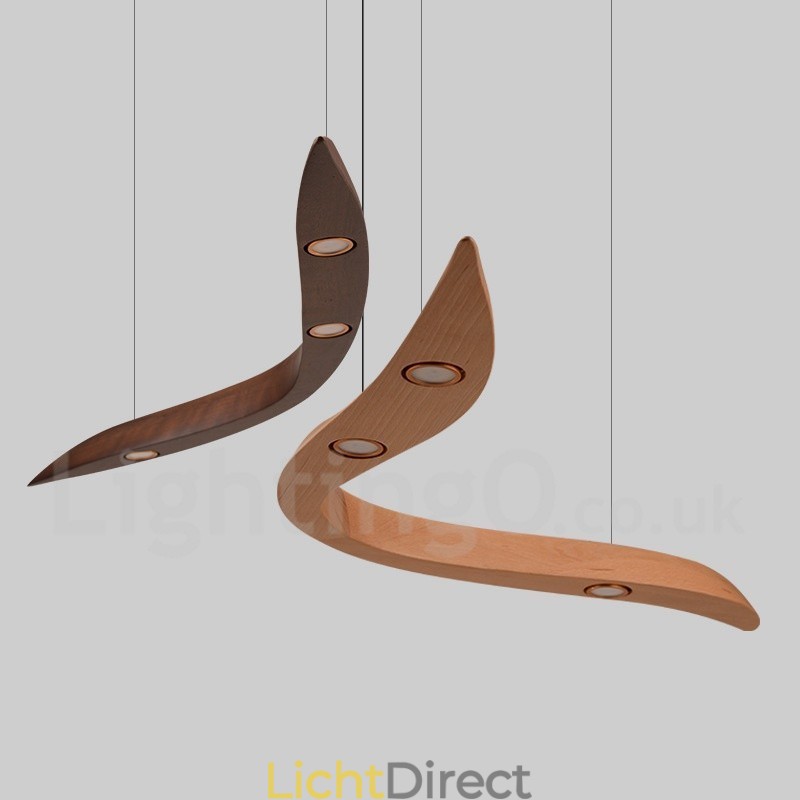 Moderne, eigentijdse houten hanglamp met 3 lampen
