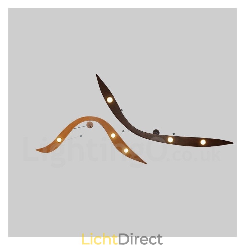 Moderne, eigentijdse houten hanglamp met 3 lampen