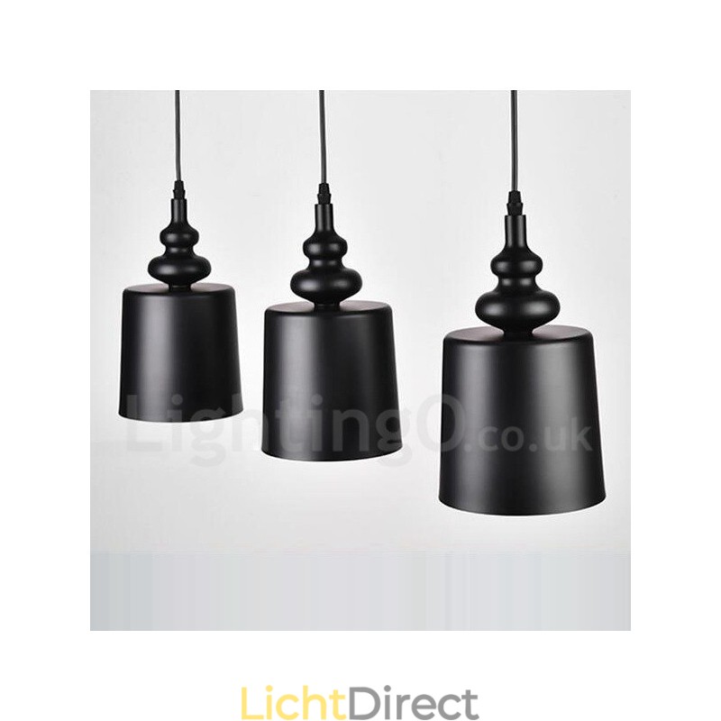 Zwarte moderne eigentijdse hanglamp met 3 lampen