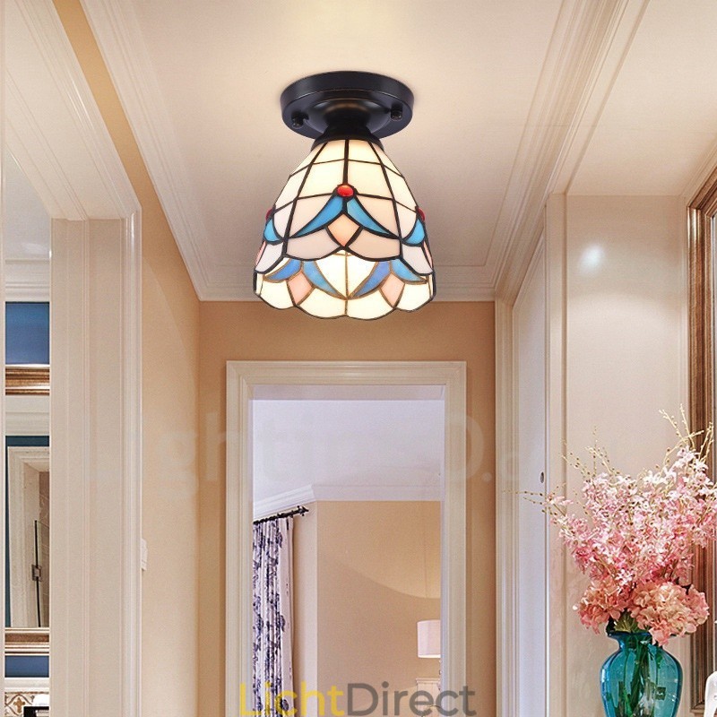 Geïntegreerde plafondlamp in mediterrane stijl