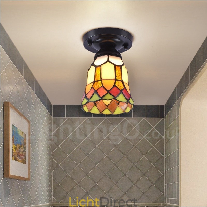 Geïntegreerde plafondlamp in mediterrane stijl
