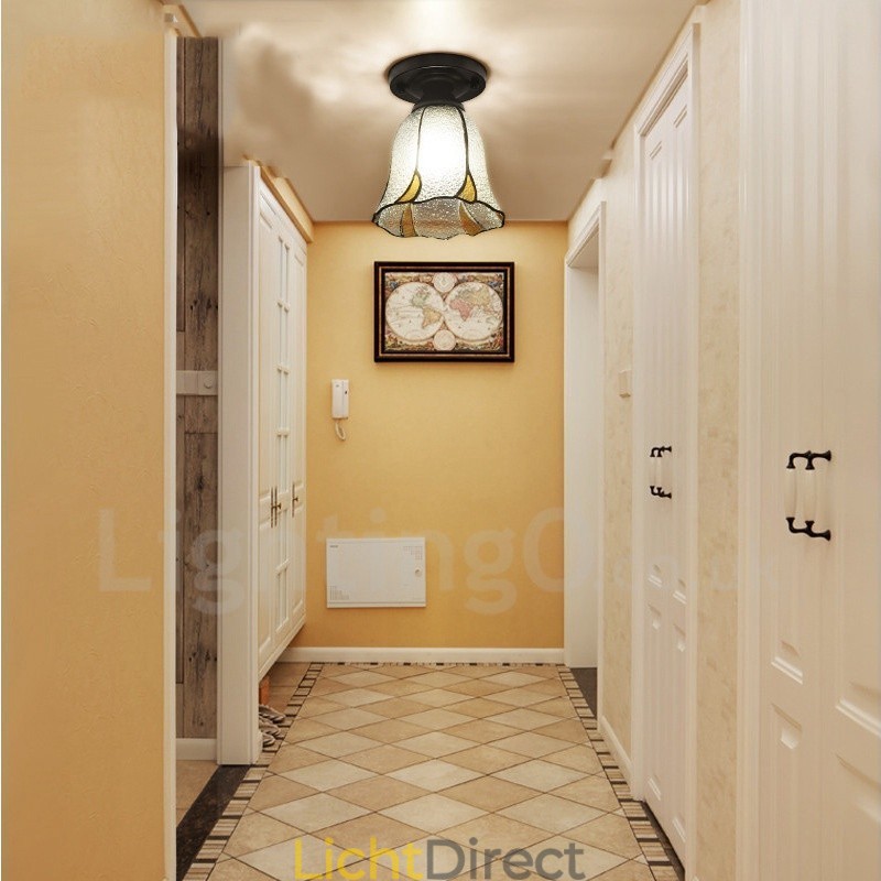 Geïntegreerde plafondlamp in mediterrane stijl