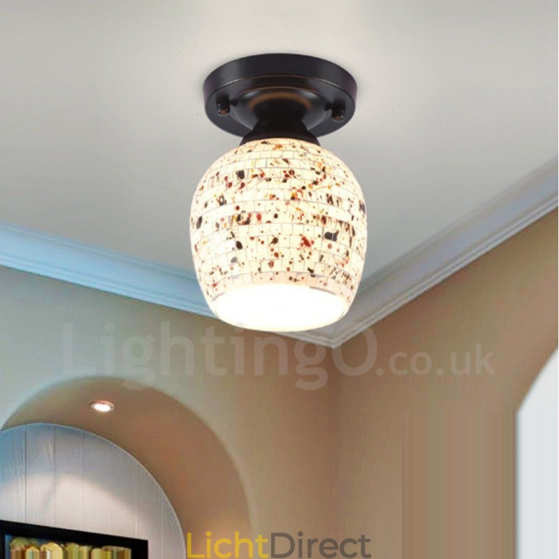 Geïntegreerde plafondlamp in mediterrane stijl