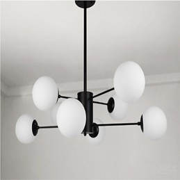 Moderne, eigentijdse, traditionele, klassieke schilderfunctie voor een metalen kroonluchter in ministijl