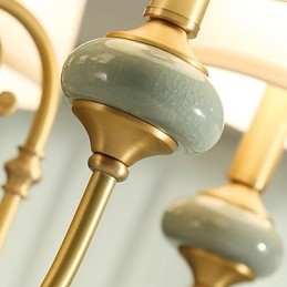 Traditionele klassieke landelijke messing-functie voor mini-stijl metalen kroonluchter met 3 lampen