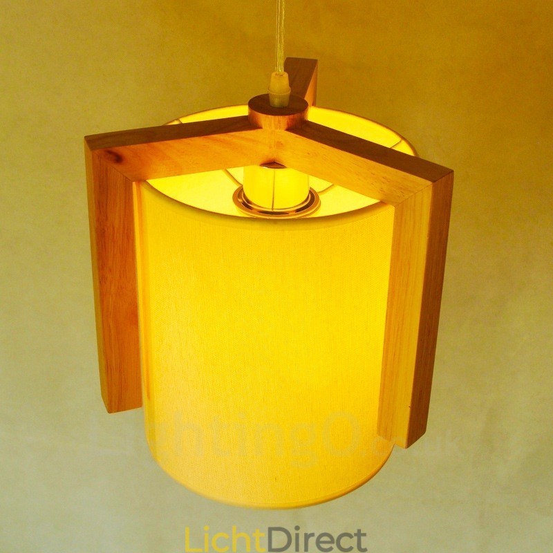 1 Lichte houten moderne eigentijdse hanglamp in Scandinavische stijl met stoffen kap