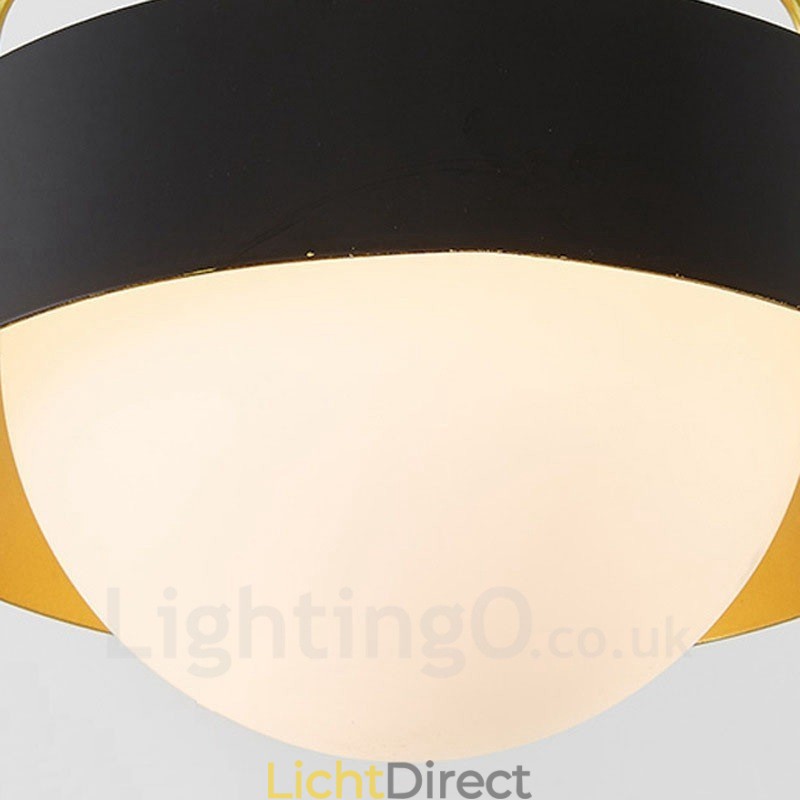 1-lichts moderne eigentijdse plafondlamp koperen hanglamp met witte en zwarte bolvormige glazen kap