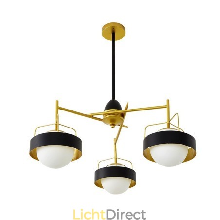 3-lichts moderne, eigentijdse plafondlamp met koperen afwerking en witte en zwarte bolvormige glazen kap 3-lichts moderne, eigentijdse plafondlamp met koperen afwerking en witte en zwarte bolvormige glazen kap