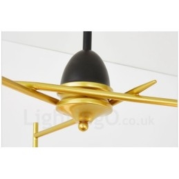 3-lichts moderne, eigentijdse plafondlamp met koperen afwerking en witte en zwarte bolvormige glazen kap