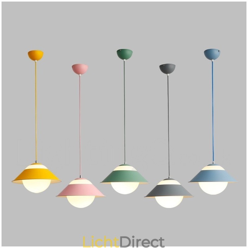 Moderne, eigentijdse hanglamp van staal