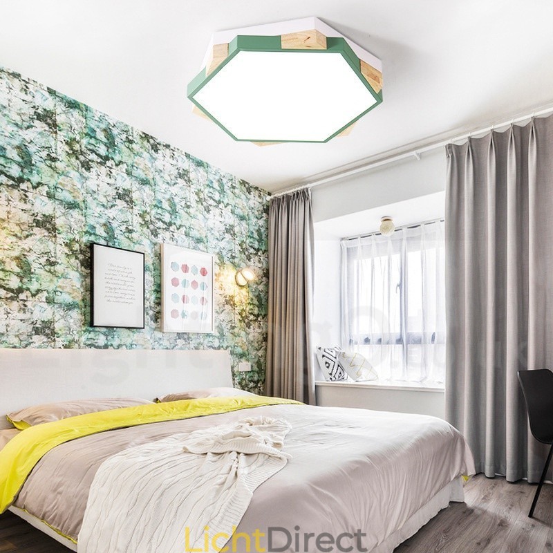 Dimbare, meerkleurige zeshoekige plafondlamp van hout met acrylkap Plafondlamp in Scandinavische stijl