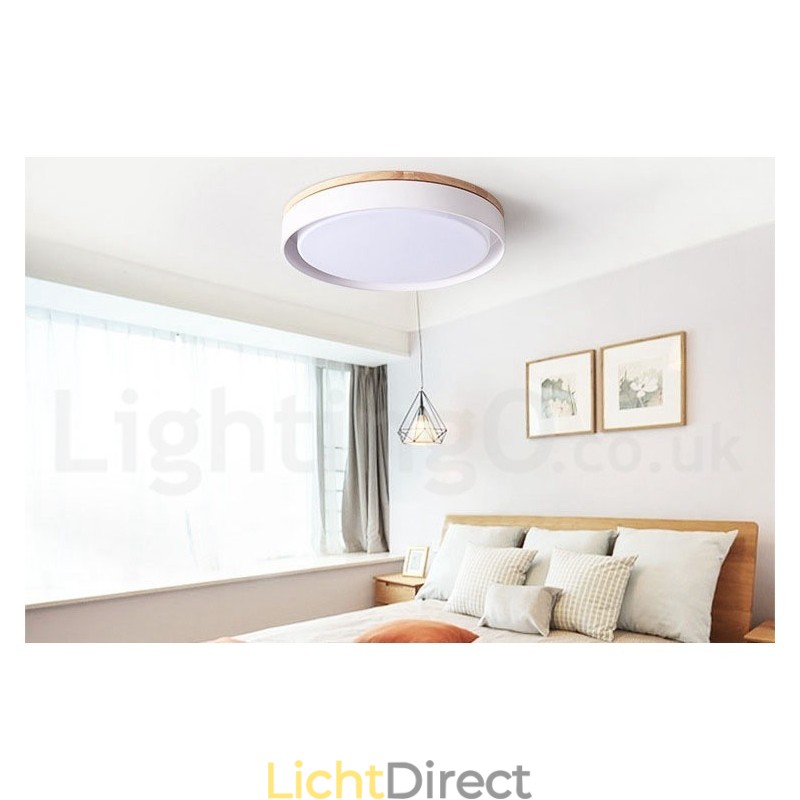 Dimbare, veelkleurige, ronde plafondlamp van hout met acrylkap Plafondlamp in Scandinavische stijl