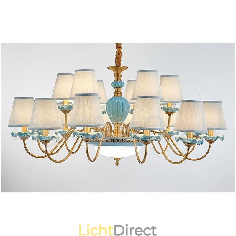 Retro Vintage Messing Keramiek Hangende Kaars Kroonluchter met Blauwe Stoffen Kapjes