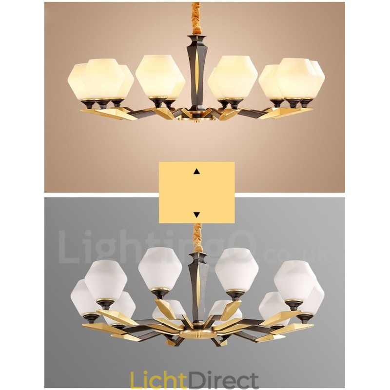 Luxe rustieke retro vintage kroonluchter van puur messing met hangende kaarsen en glazen kappen