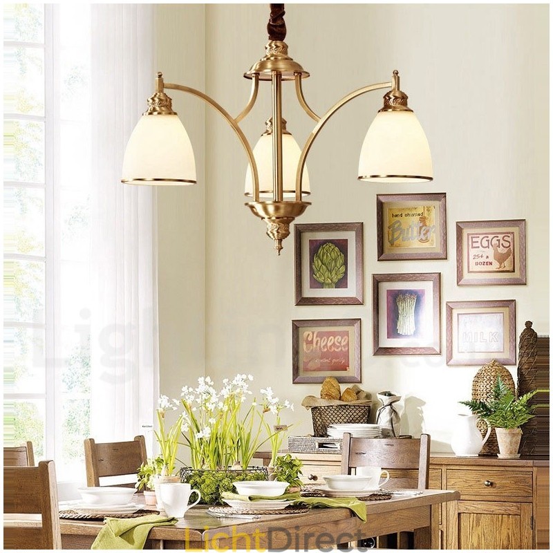 Grote luxe rustieke retro vintage kroonluchter van puur messing met glazen kappen