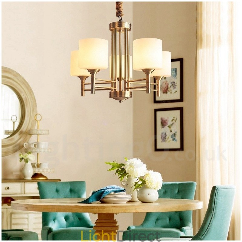 Grote luxe rustieke retro vintage kroonluchter van puur messing met glazen kappen