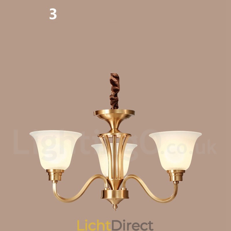 Grote luxe rustieke retro vintage kroonluchter van massief messing met glazen kappen van puur messing