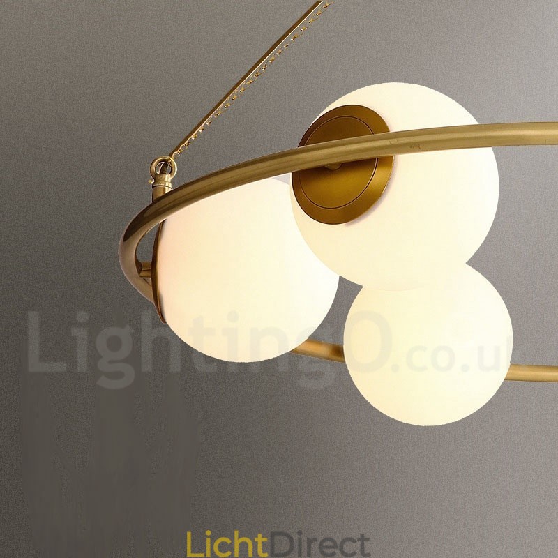 Rustieke Lodge Ronde Kroonluchter in Pure Brass Bean Stijl met Witte Kapjes