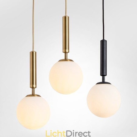 Moderne, eigentijdse hanglamp met glazen kap Moderne, eigentijdse hanglamp met glazen kap
