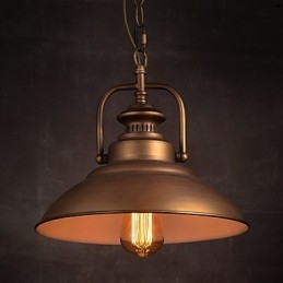 Retro hanglamp met metalen paraplukap in oude fabrieksstijl