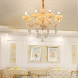 Opvallende kristallen kroonluchter Europese cognackleurige plafondlamp Glazen behuizing 8 lampen