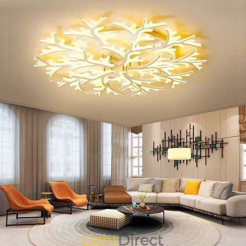 Moderne minimalistische plafondlamp met gewei-inbouw
