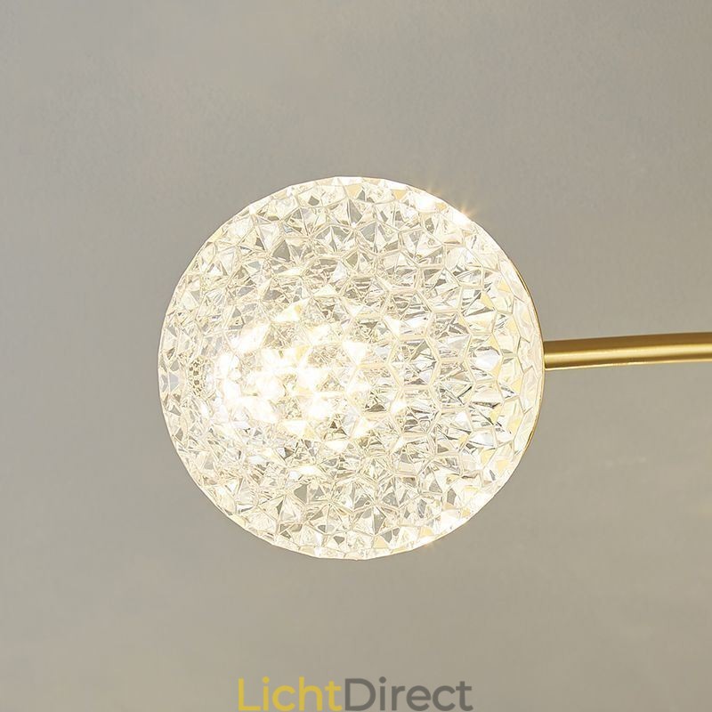 Moderne plafondlamp met gouden plafondbevestiging, decoratieve verlichtingsarmatuur