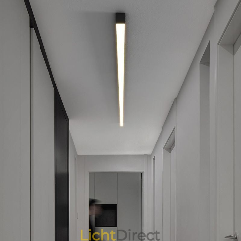 Moderne plafondlamp, lange strip, opbouw plafondlamp