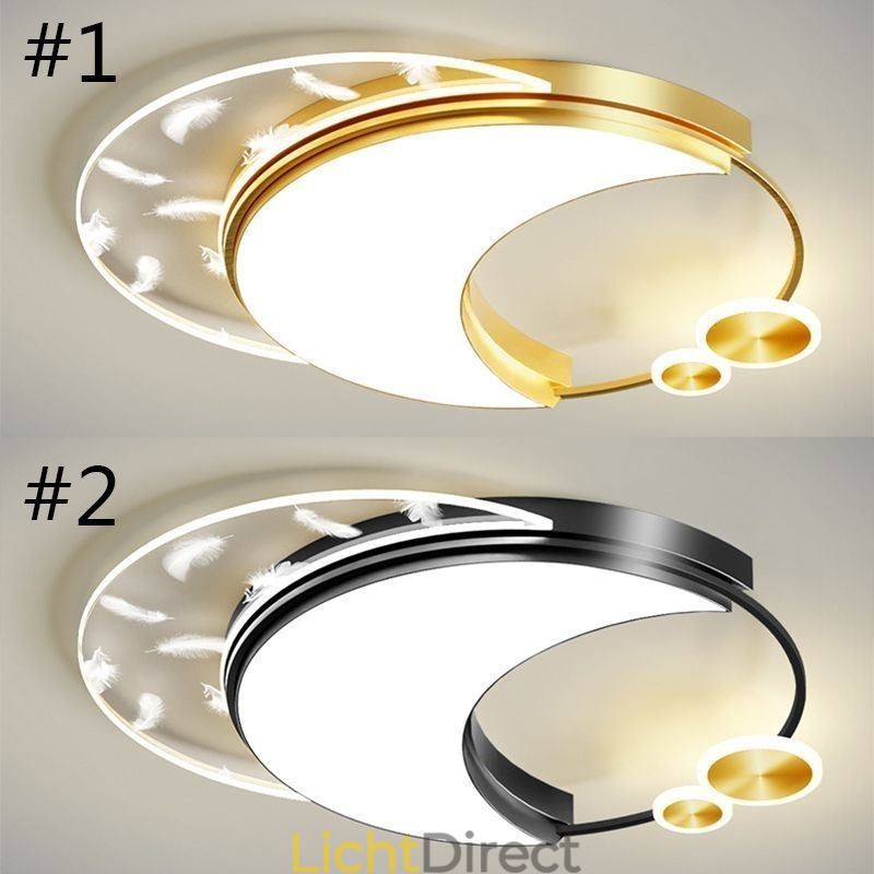 Moderne plafondlamp in maanvorm