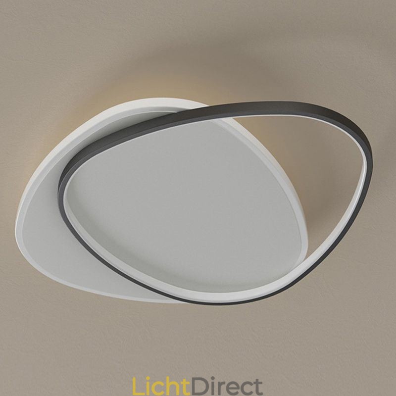 Plafondlamp met dubbele driehoekige inbouw