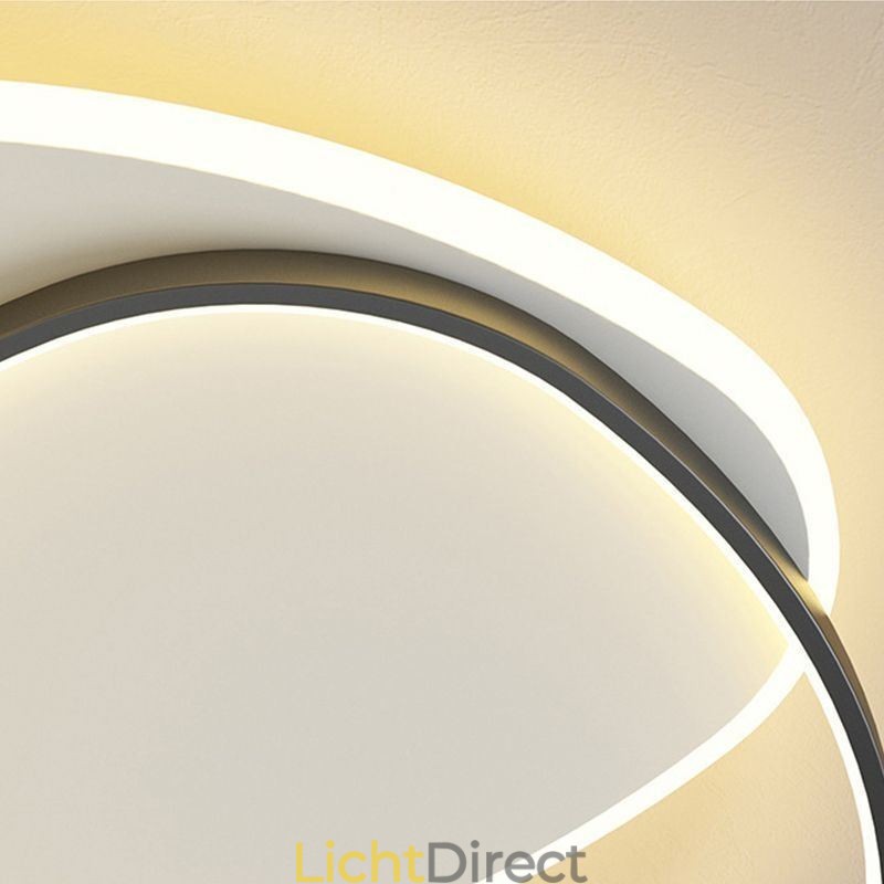 Plafondlamp met dubbele driehoekige inbouw