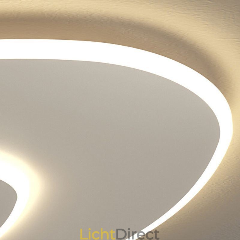 Plafondverlichting met dubbele driehoek