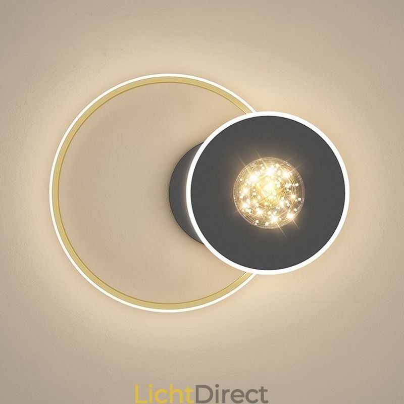 Minimalistische plafondlamp voor inbouw in woondecoratie