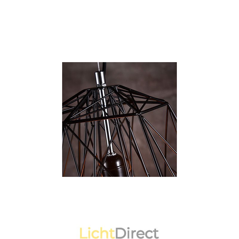 Hanglamp in zwarte vlecht lampenkap